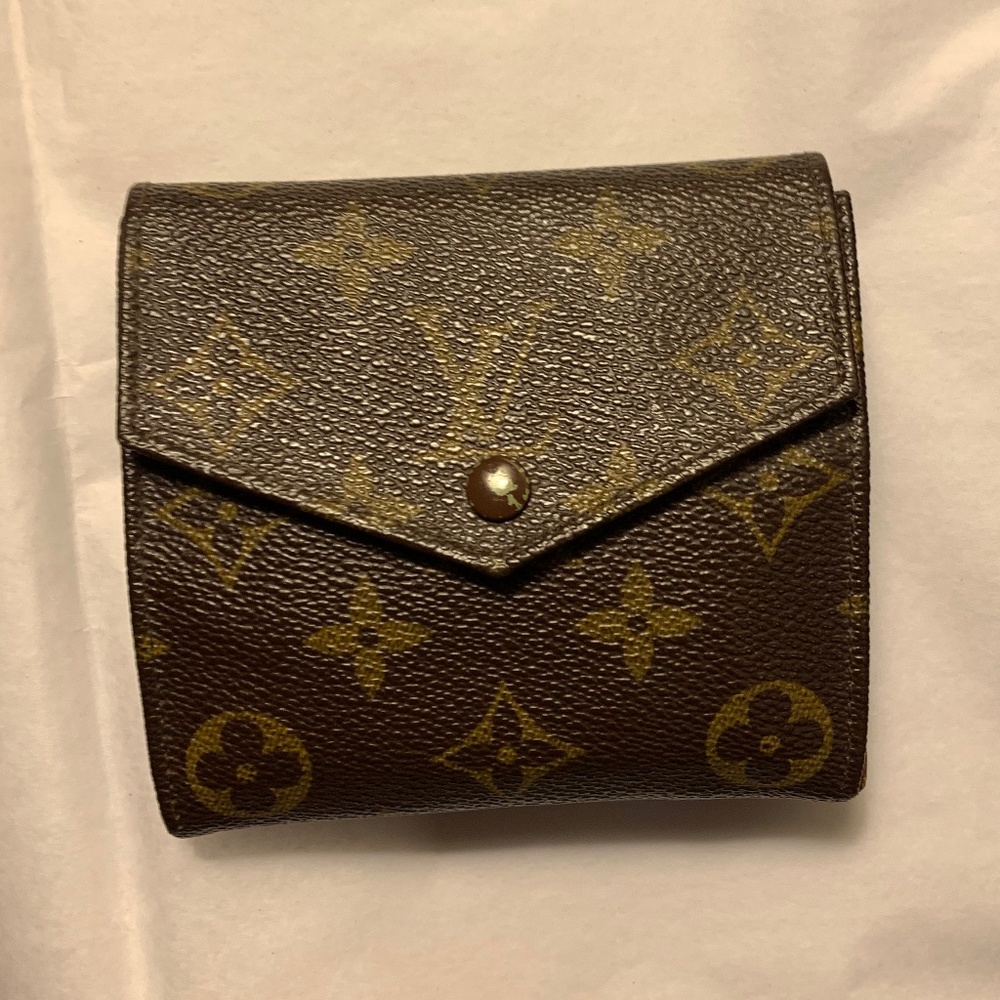 Louis Vuitton Wallet Small